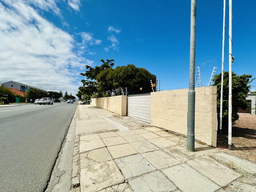 3 Bedroom Property for Sale in Westcliff Western Cape